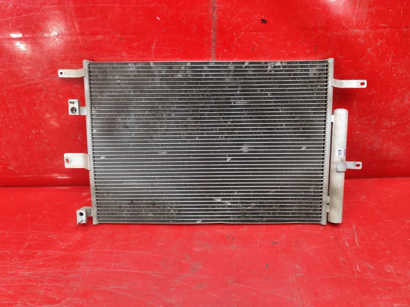 Радиатор кондиционера / конденсер