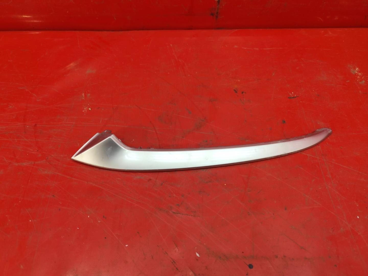 Молдинг фары