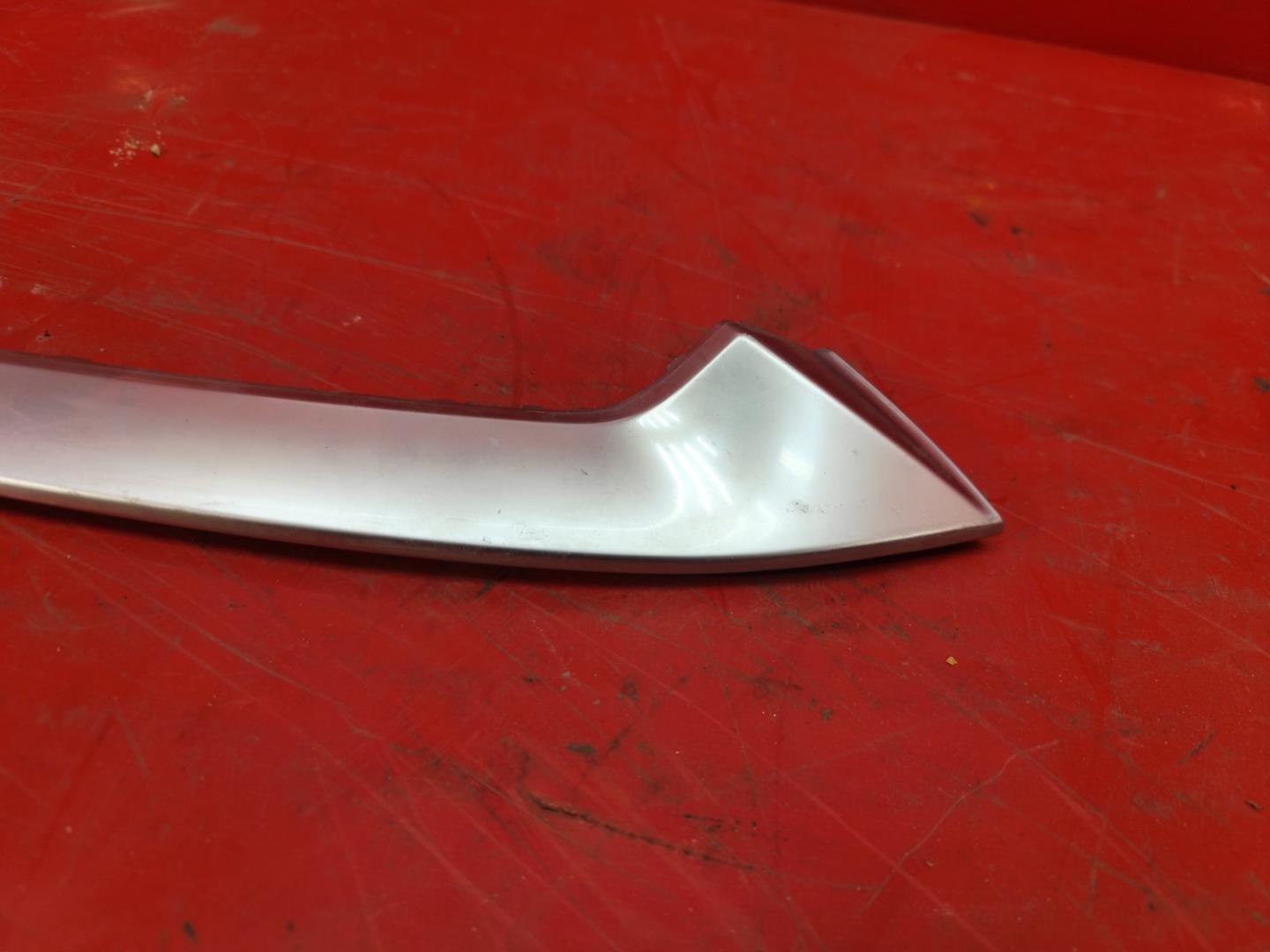 Молдинг фары