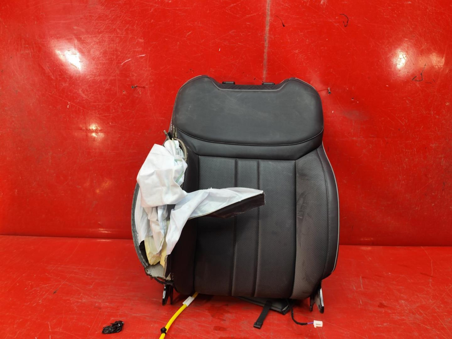 Спинка сидения