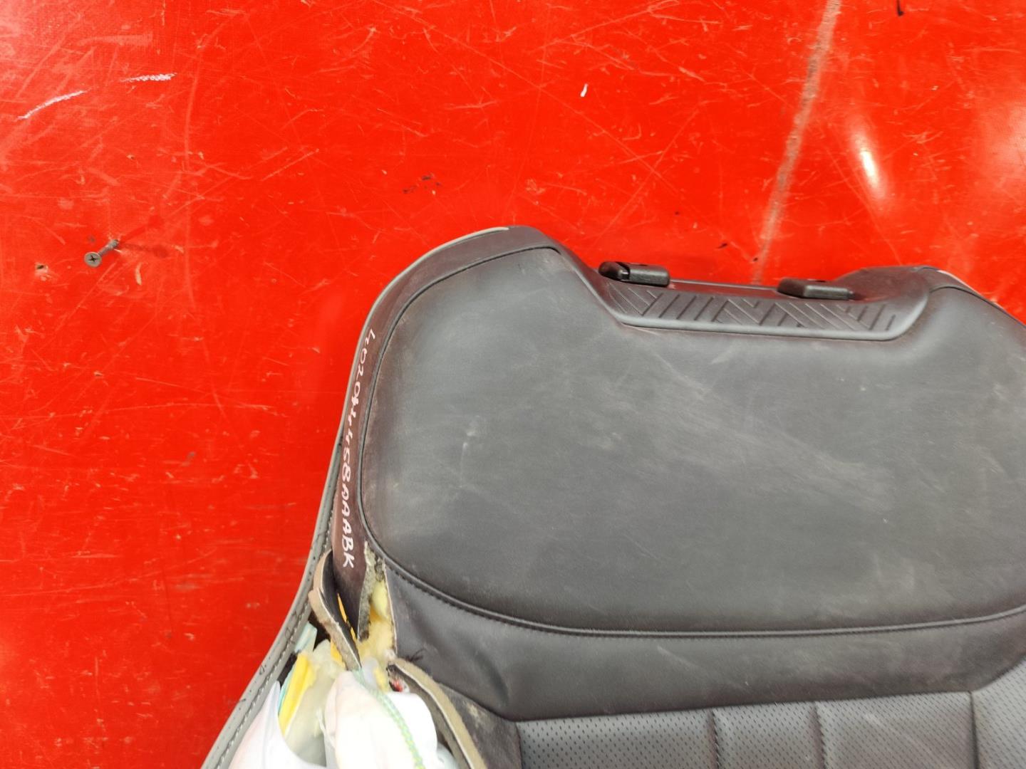 Спинка сидения