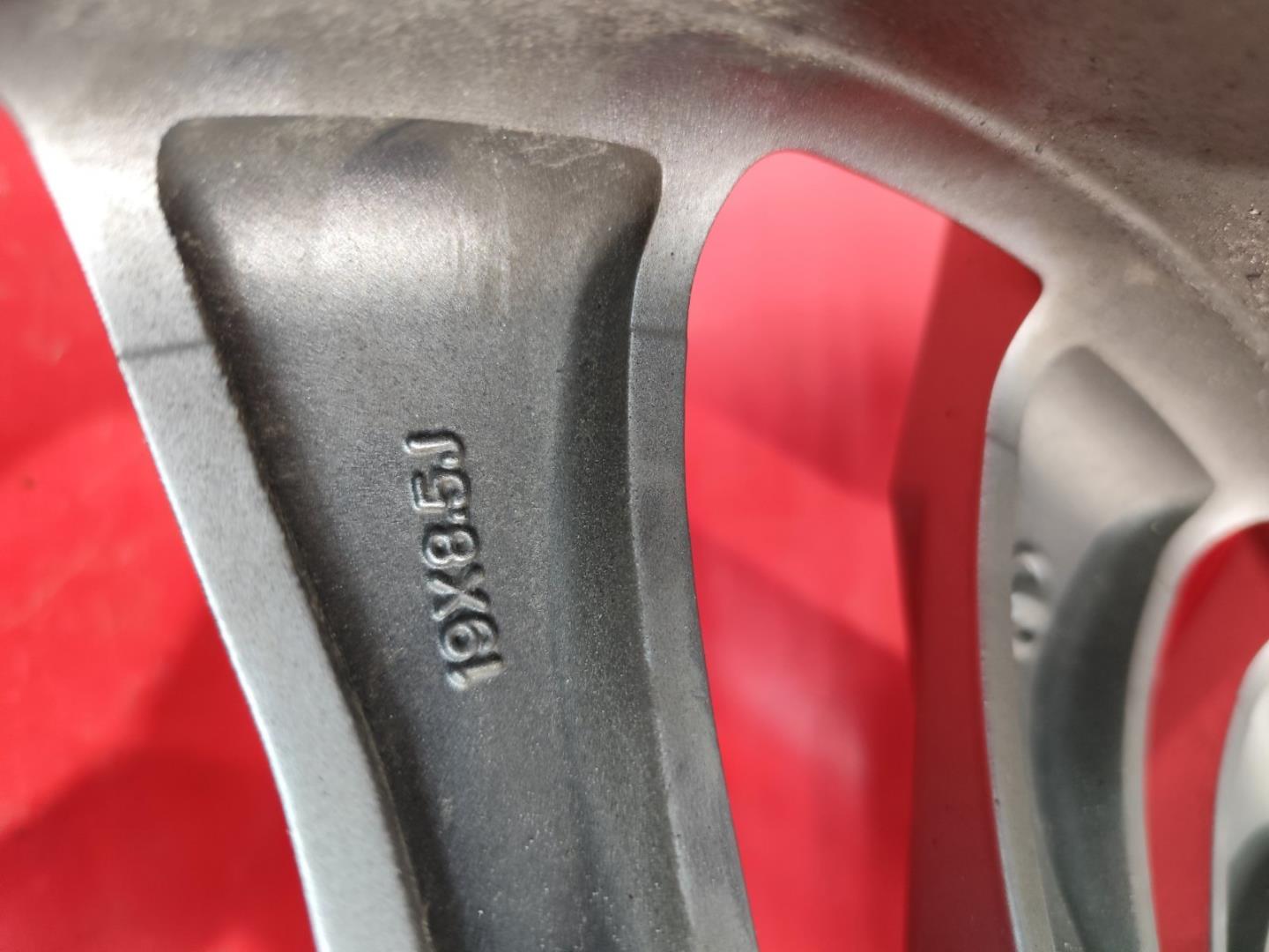 Диск колесный литой легкий сплав