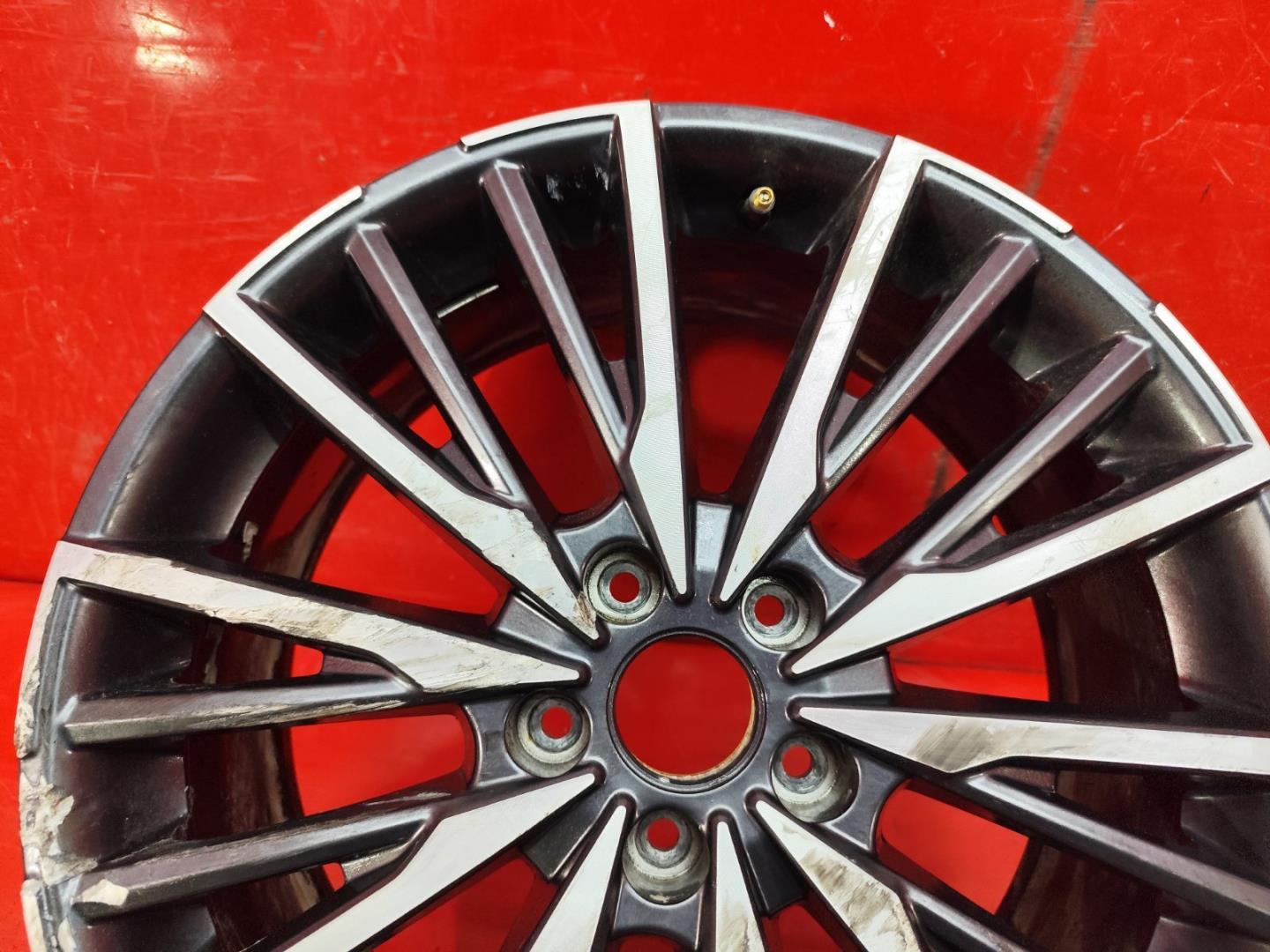 Диск колесный литой легкий сплав