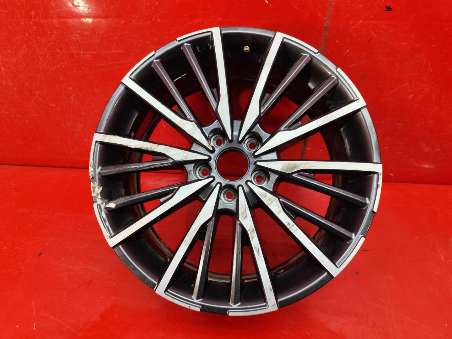 Диск колесный литой легкий сплав