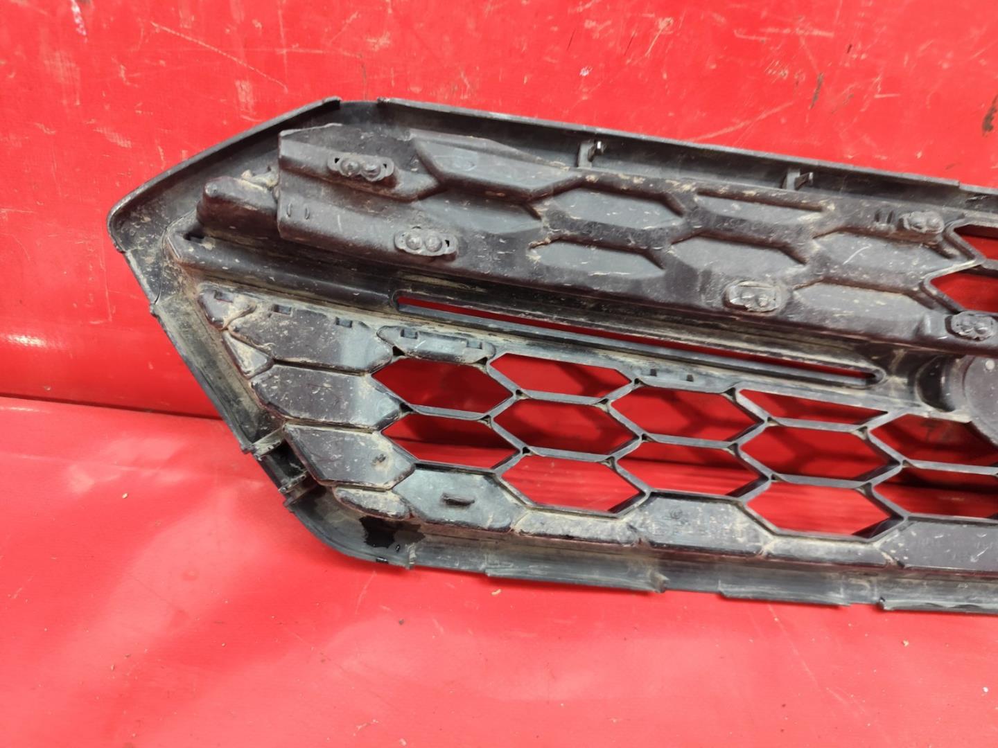 Решетка радиатора