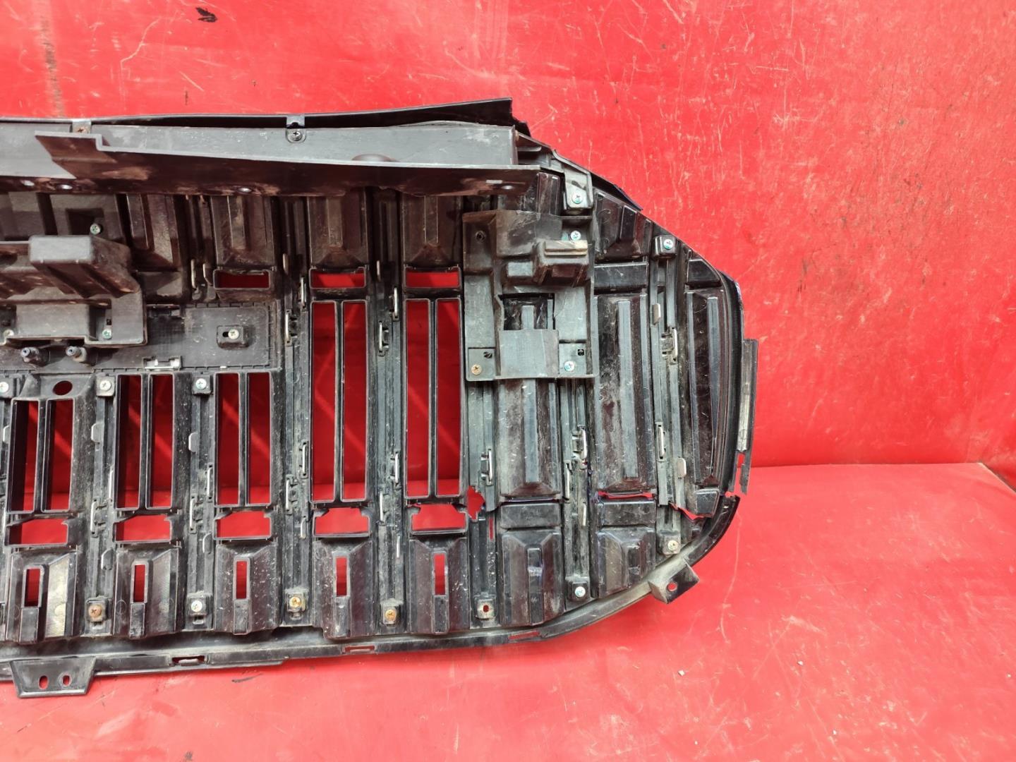 Решетка радиатора