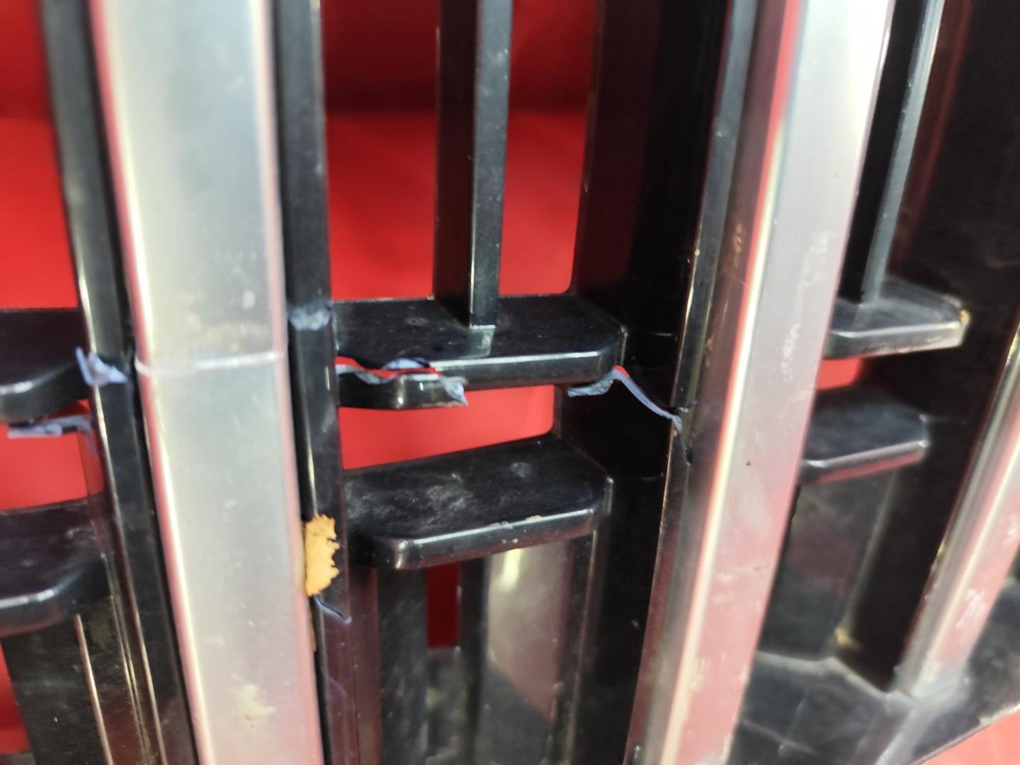 Решетка радиатора