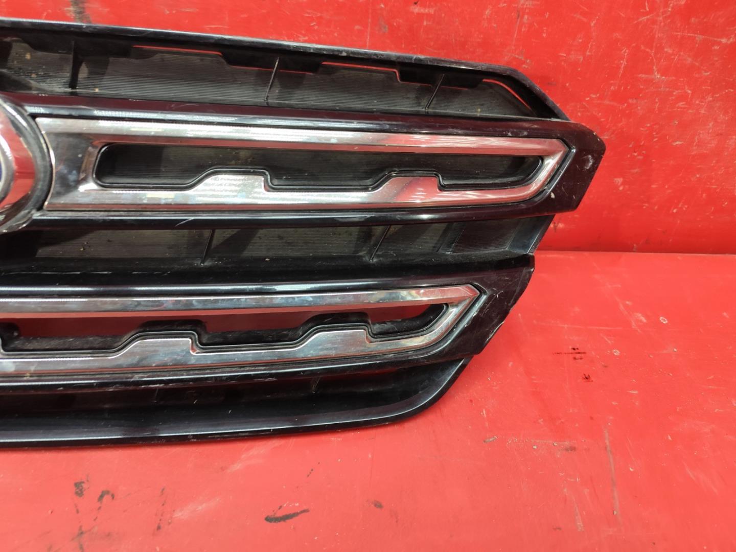 Решетка радиатора