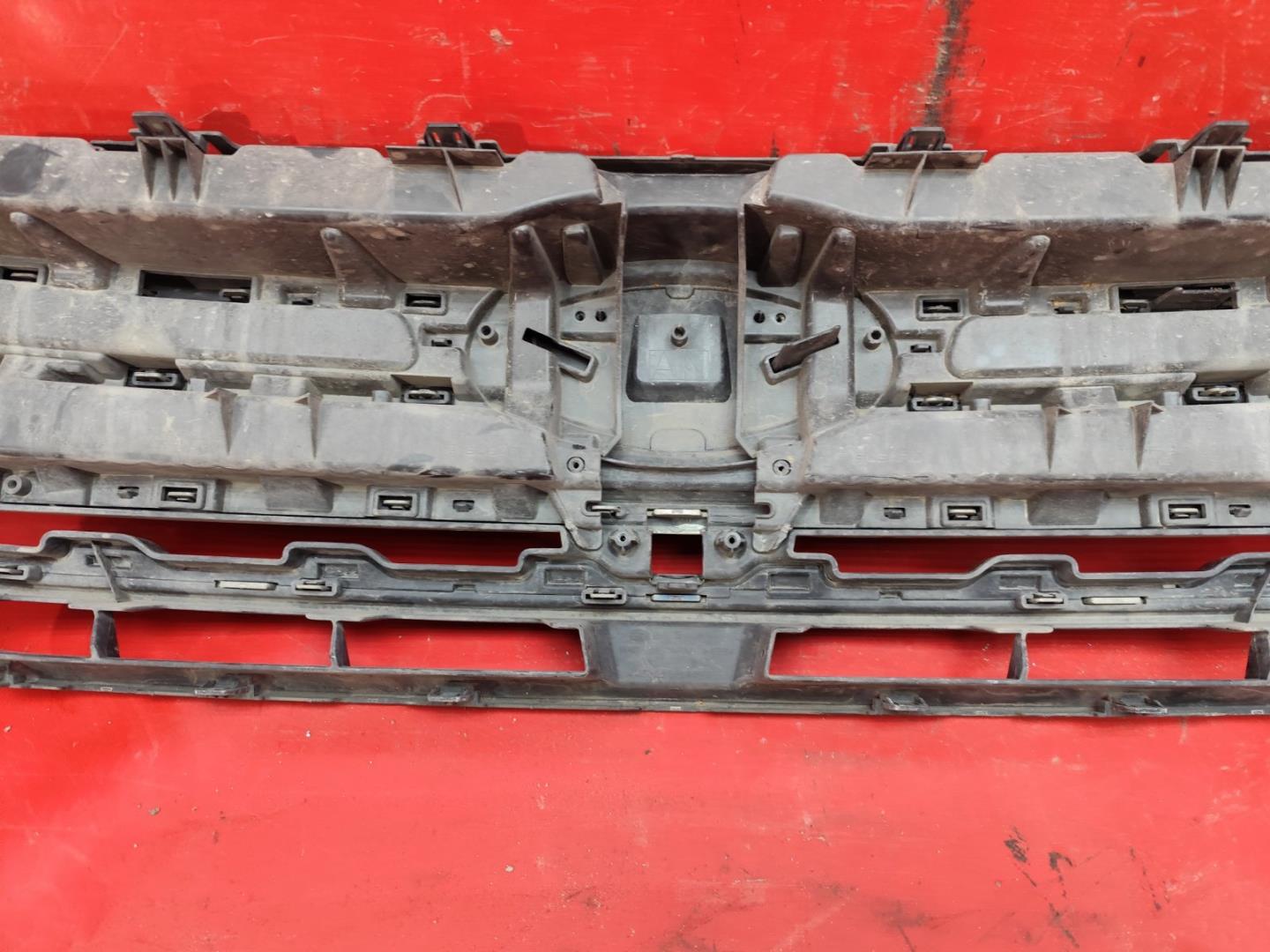 Решетка радиатора