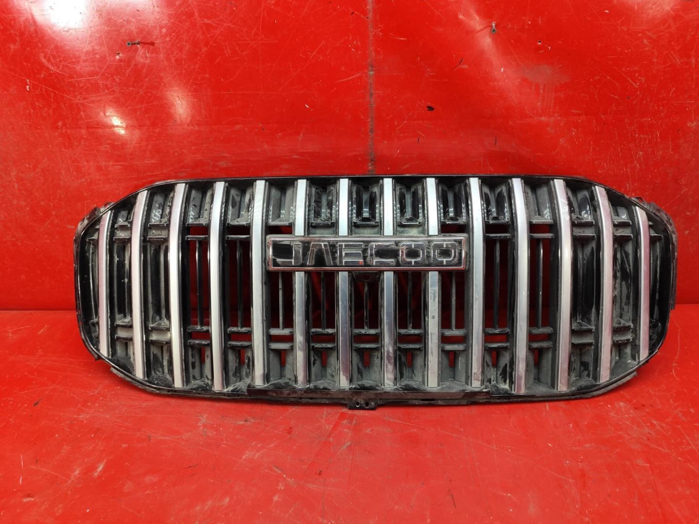 Решетка радиатора