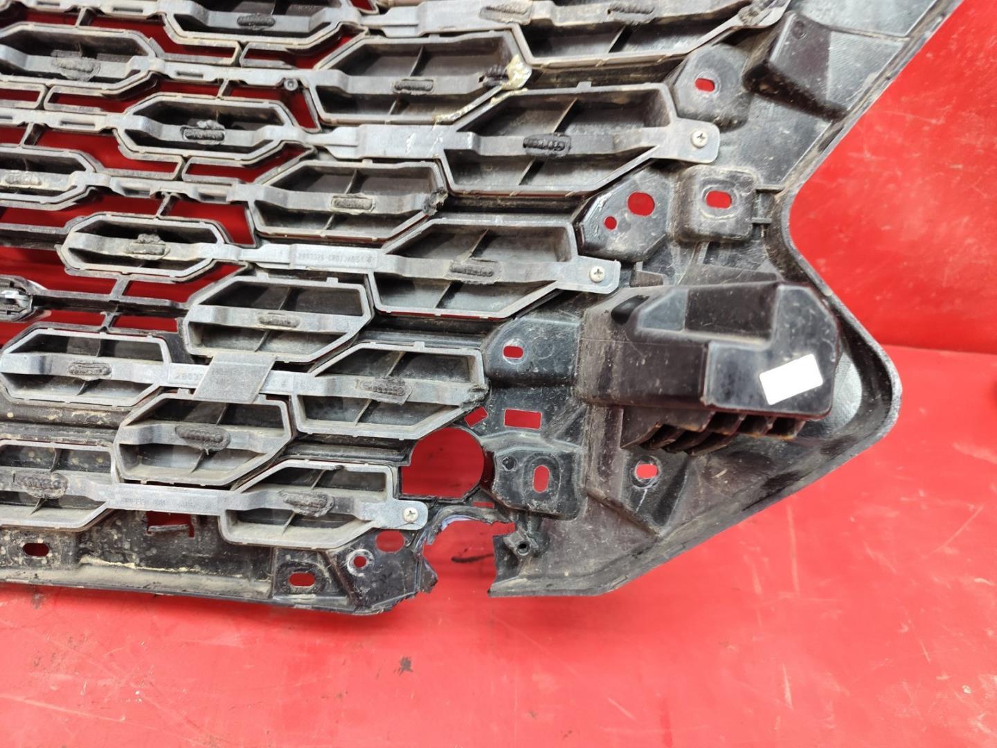 Решетка радиатора