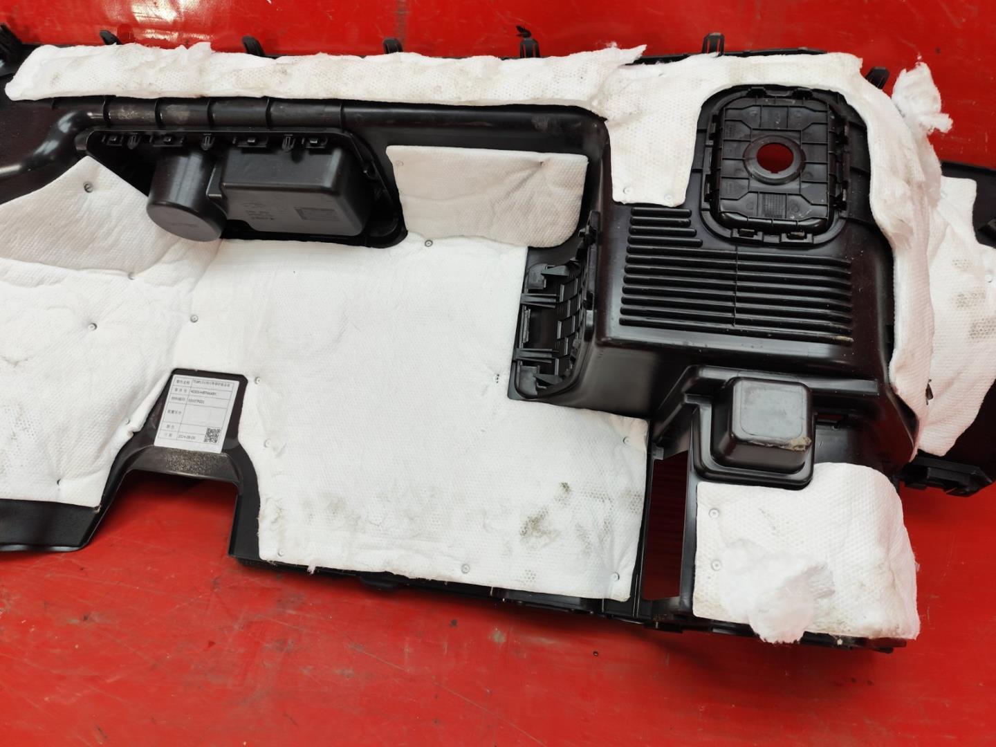 Обшивка багажника