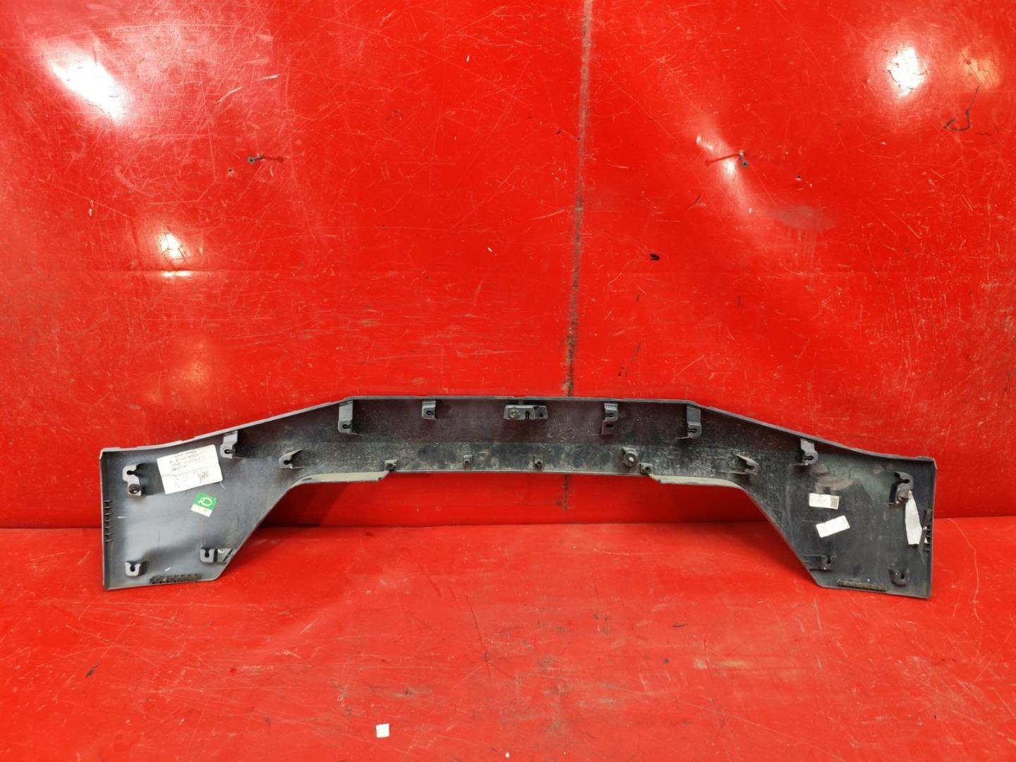 Накладка крышки багажника