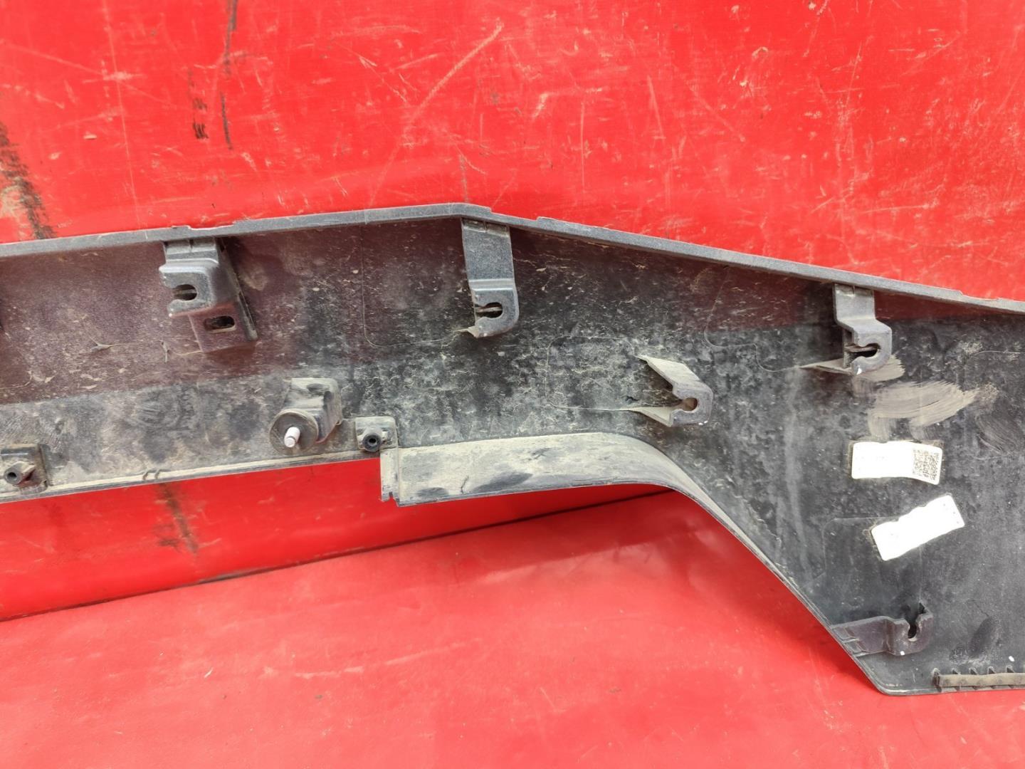 Накладка крышки багажника