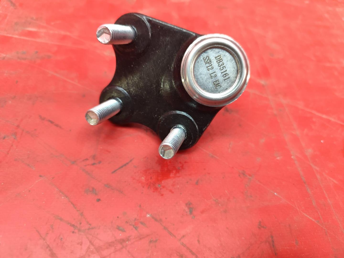 Опора шаровая нижняя