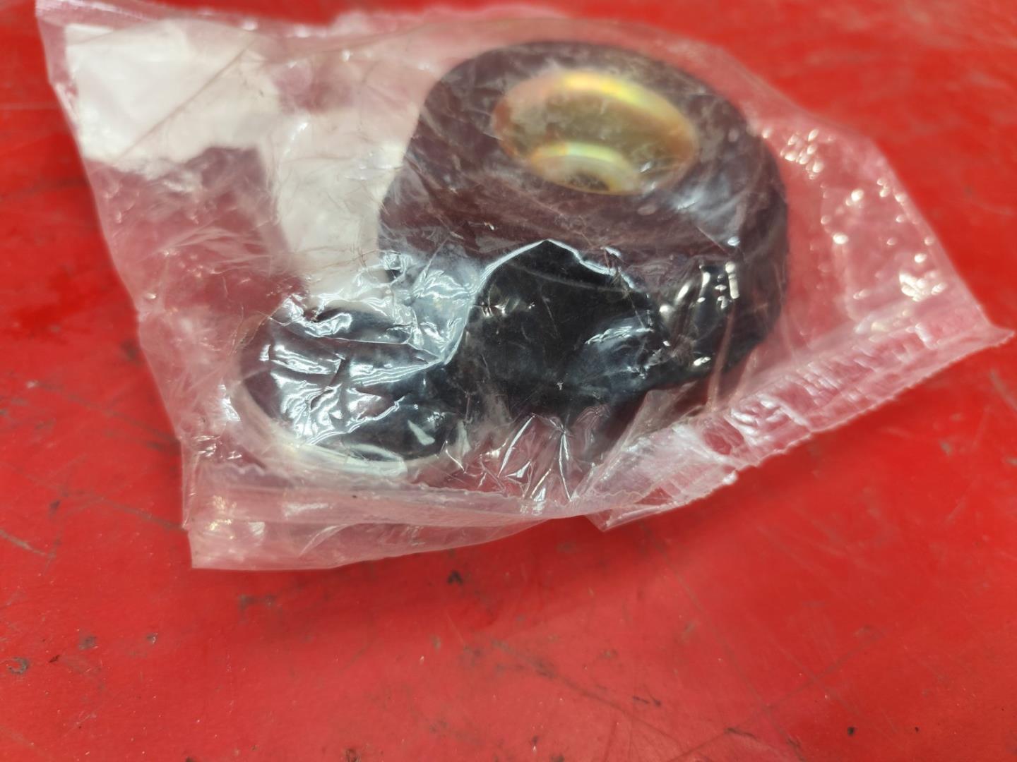 Опора переднего амортизатора