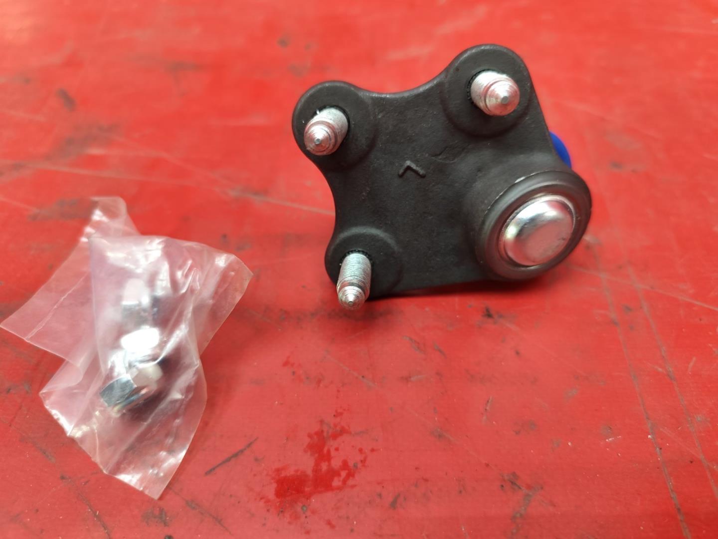 Опора шаровая нижняя