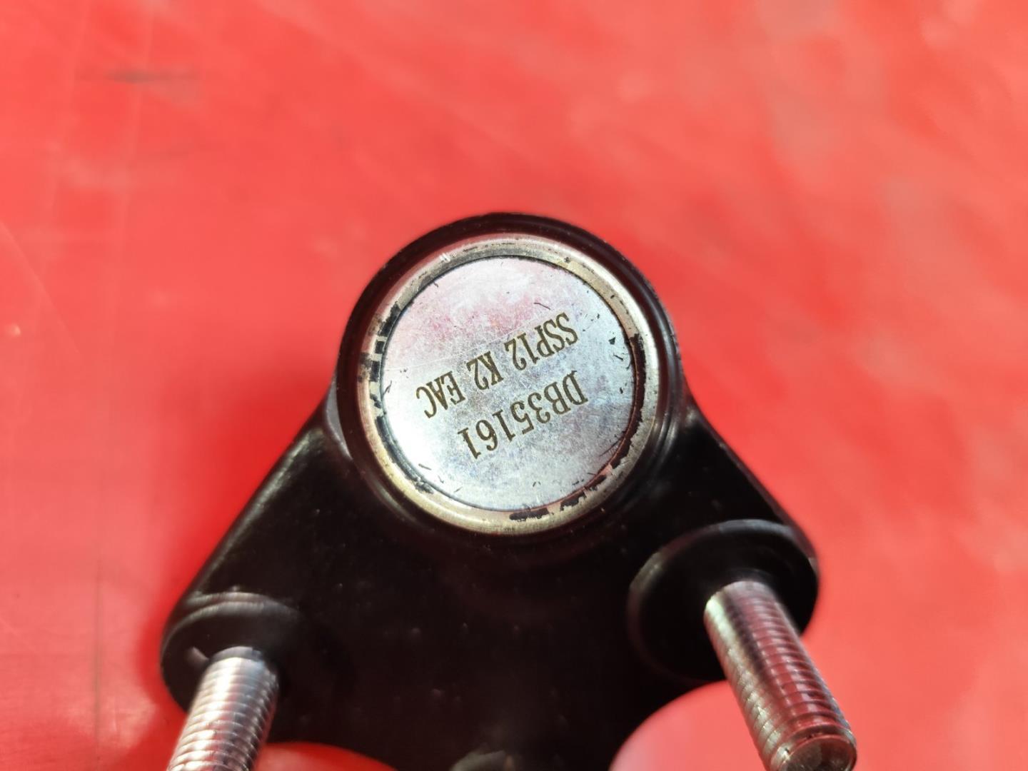 Опора шаровая нижняя