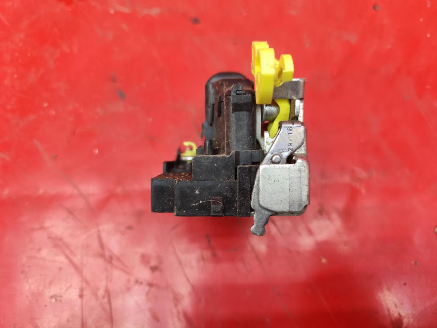 Замок двери