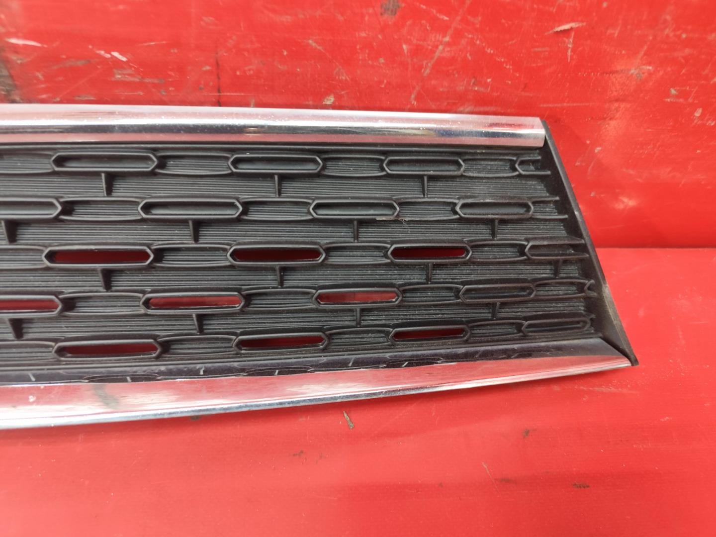 Решетка радиатора