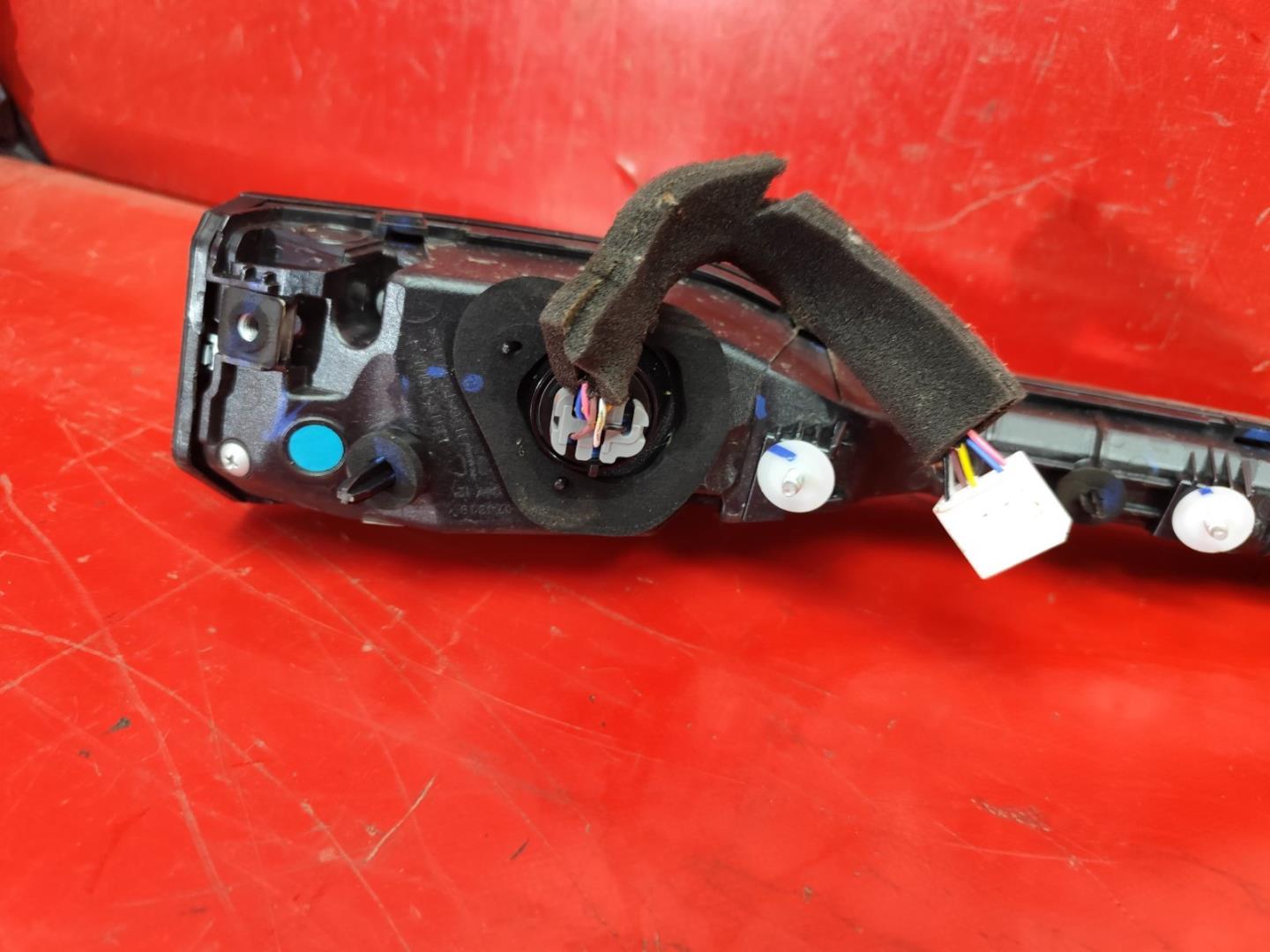 Фонарь задний