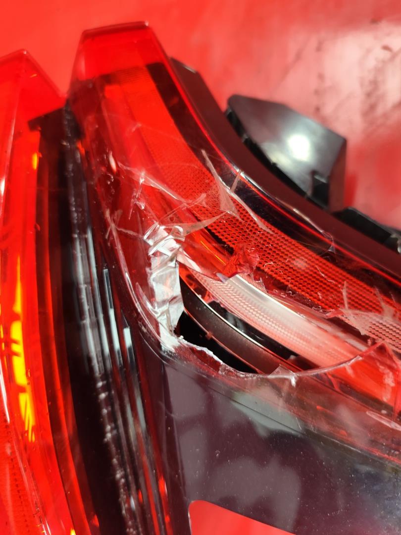 Фонарь задний