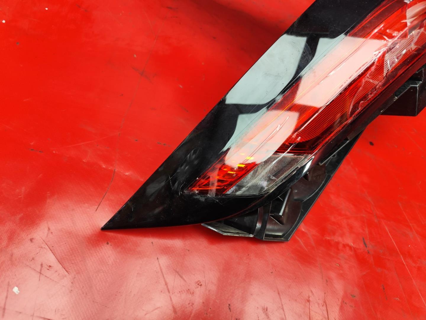 Фонарь задний