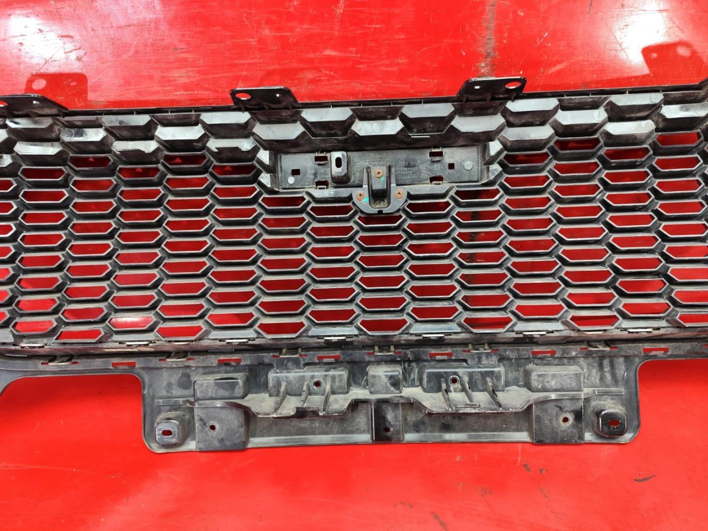 Решетка радиатора