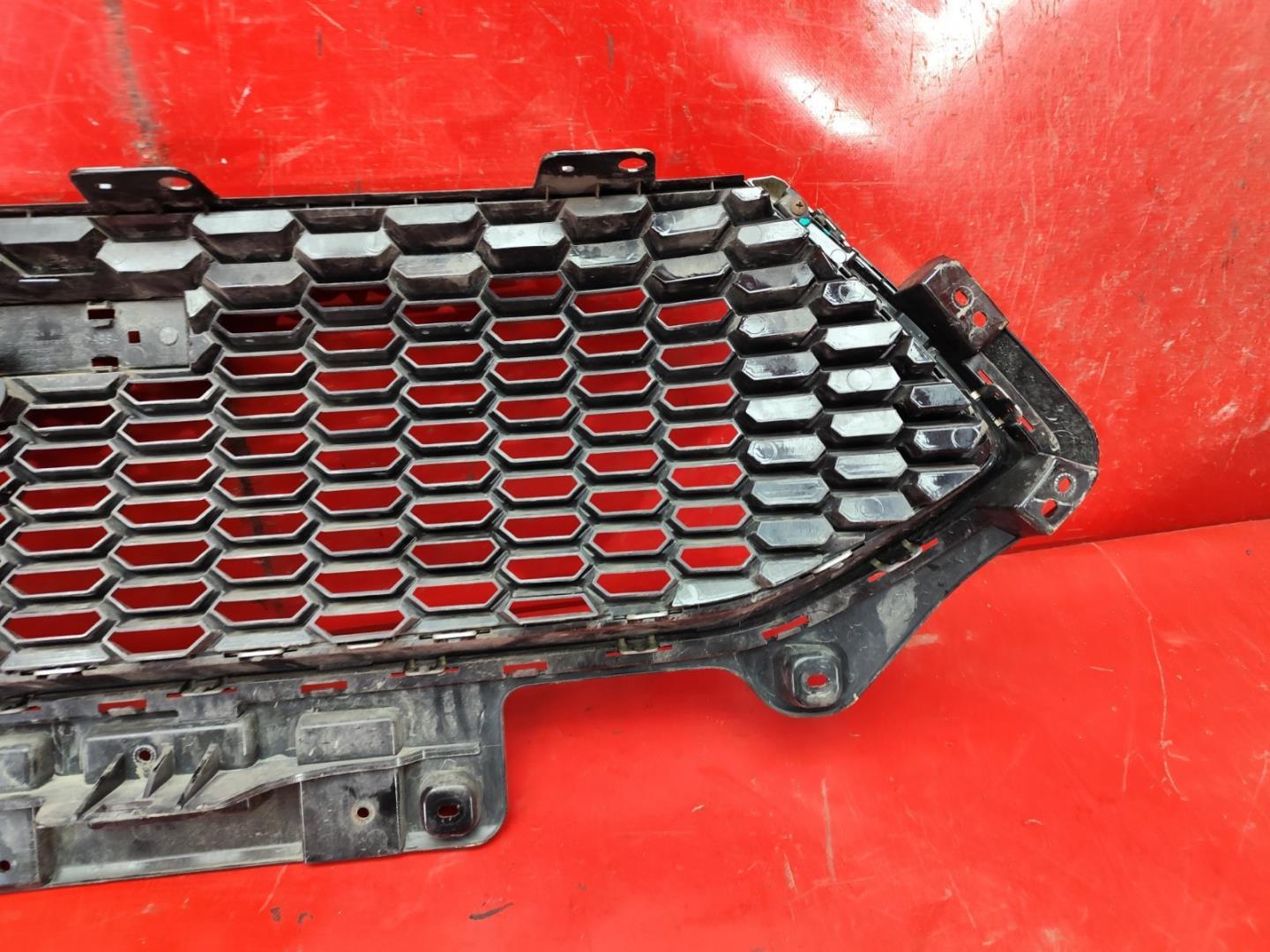 Решетка радиатора