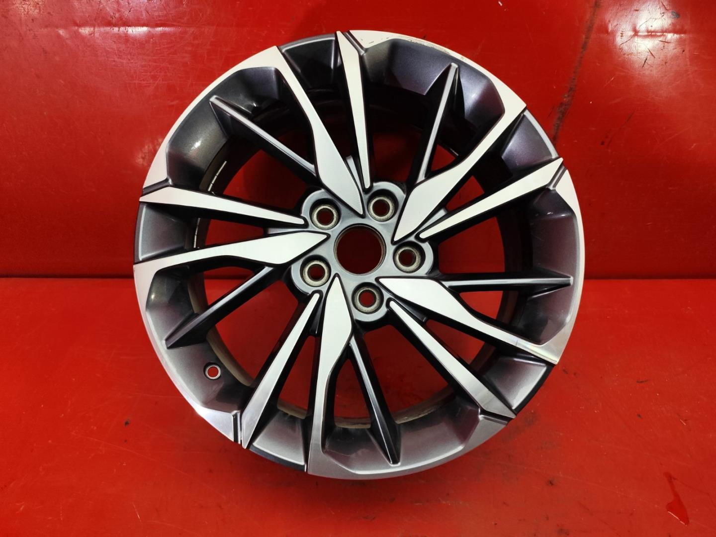 Диск колесный литой легкий сплав