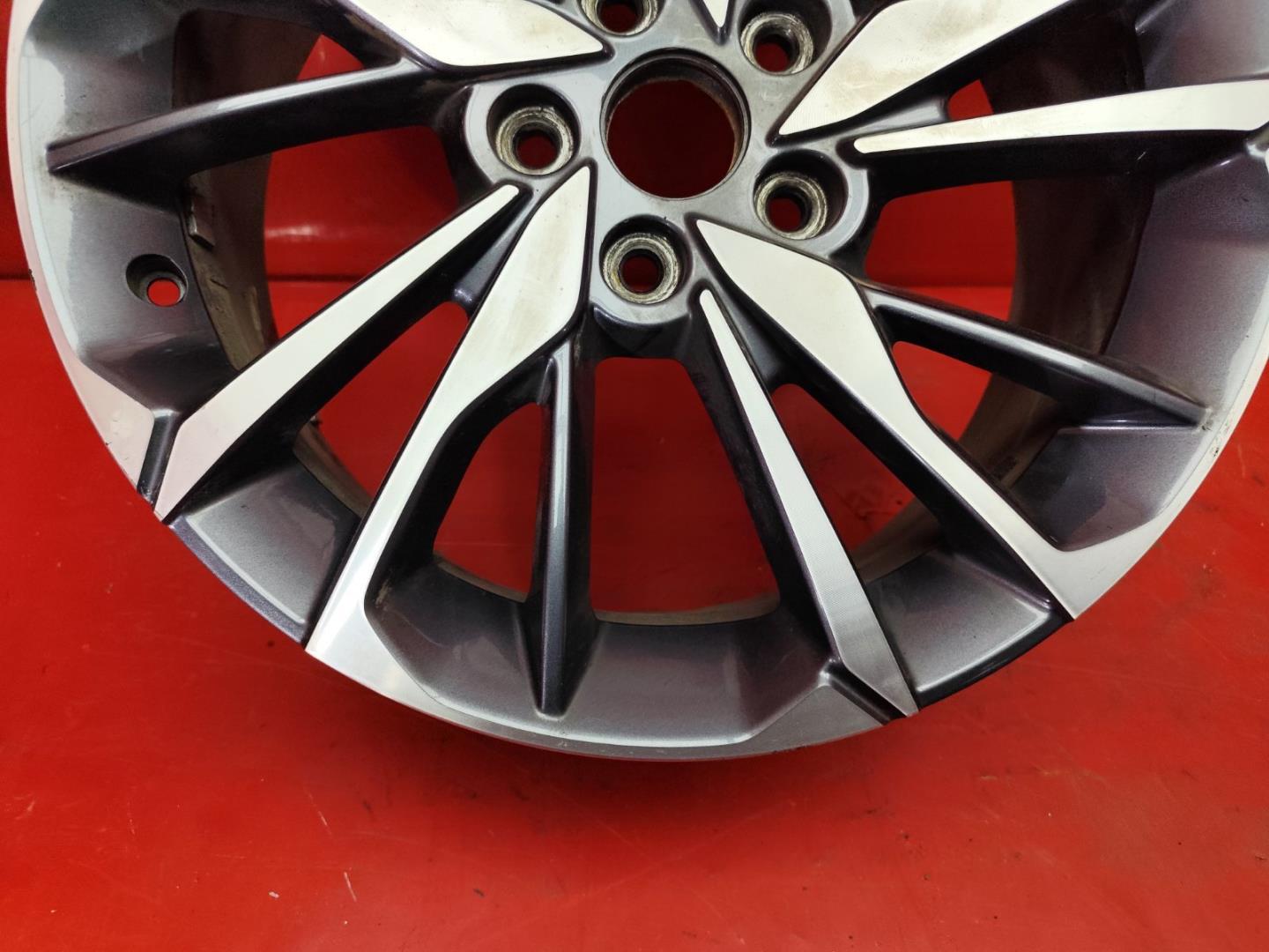 Диск колесный литой легкий сплав