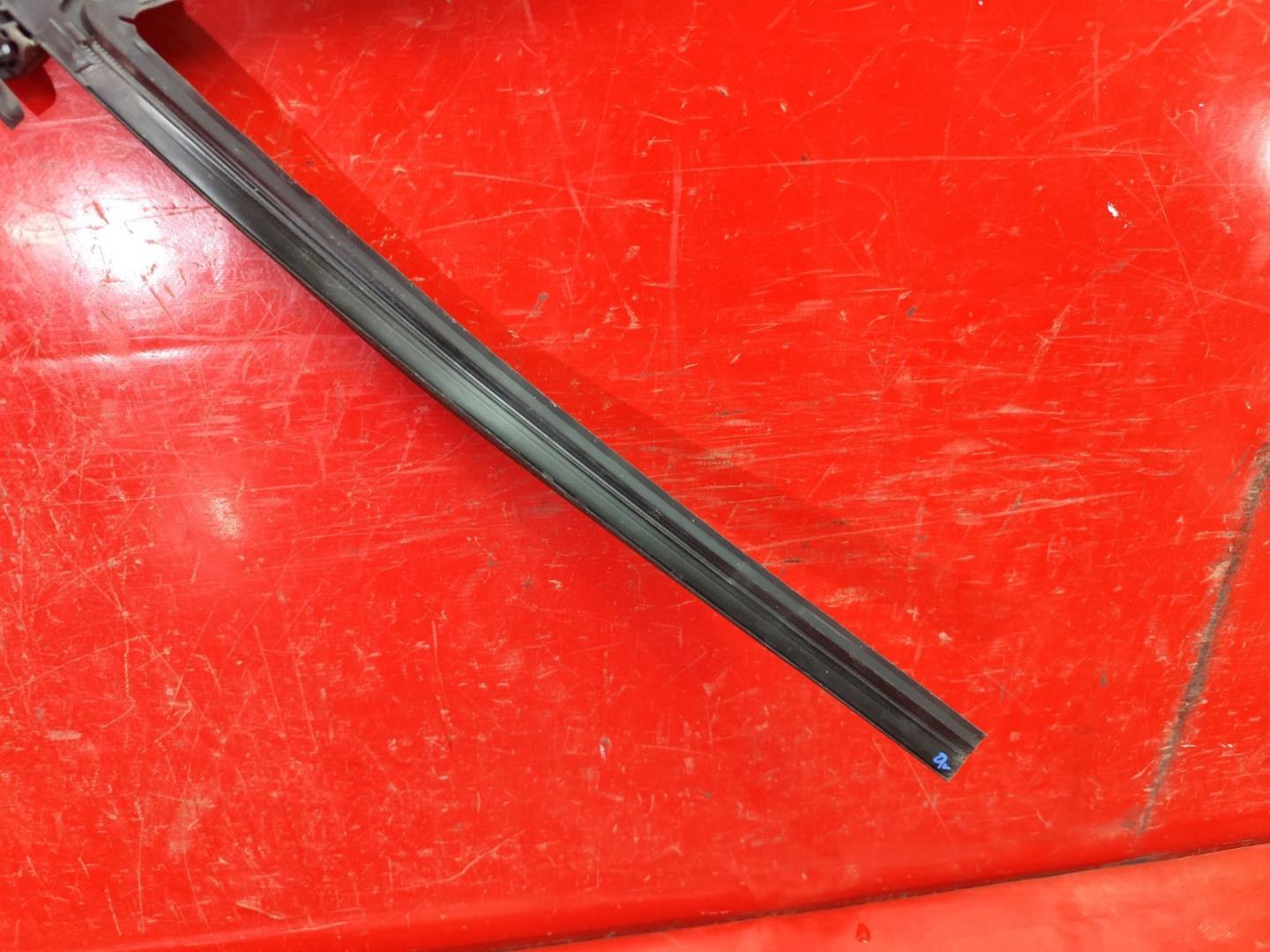 Уплотнитель двери