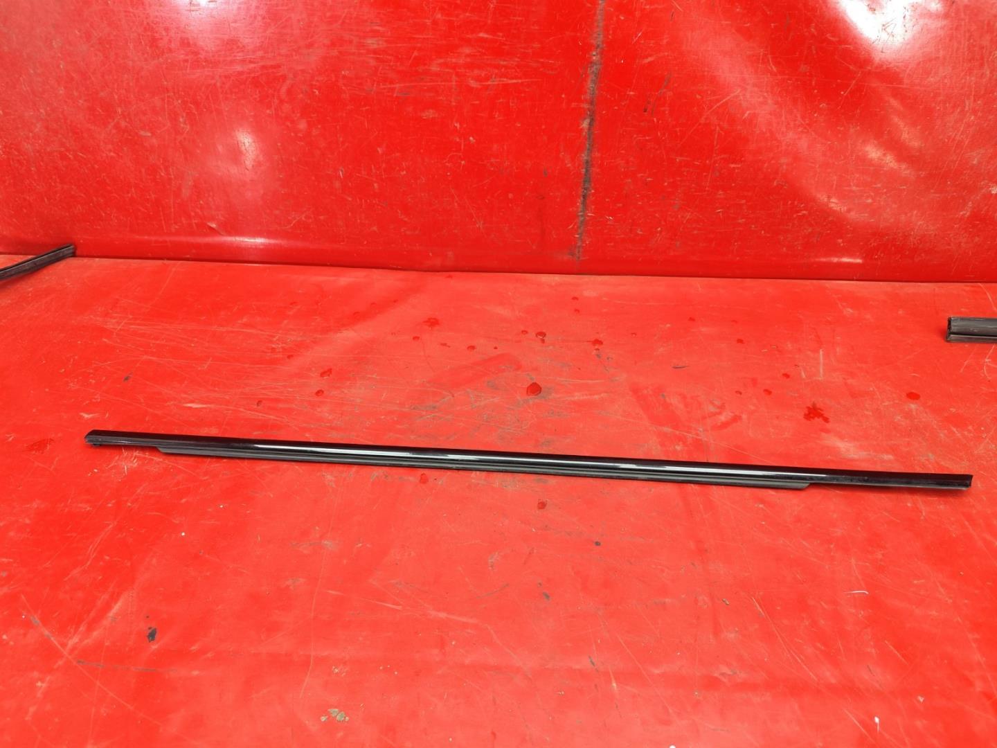 Молдинг двери