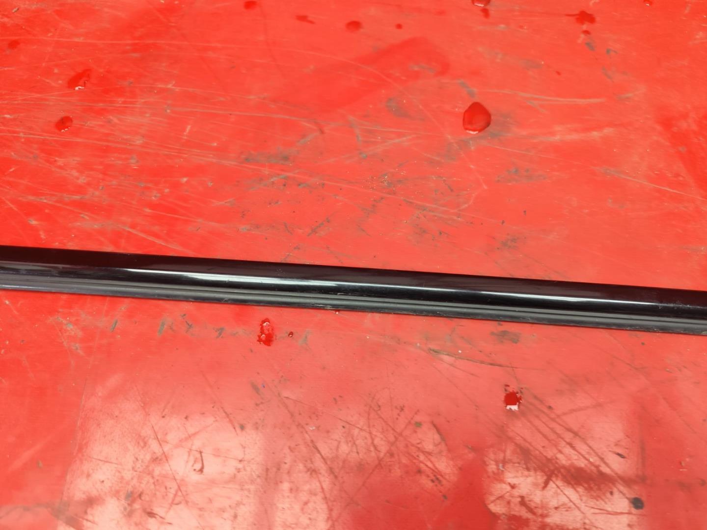 Молдинг двери