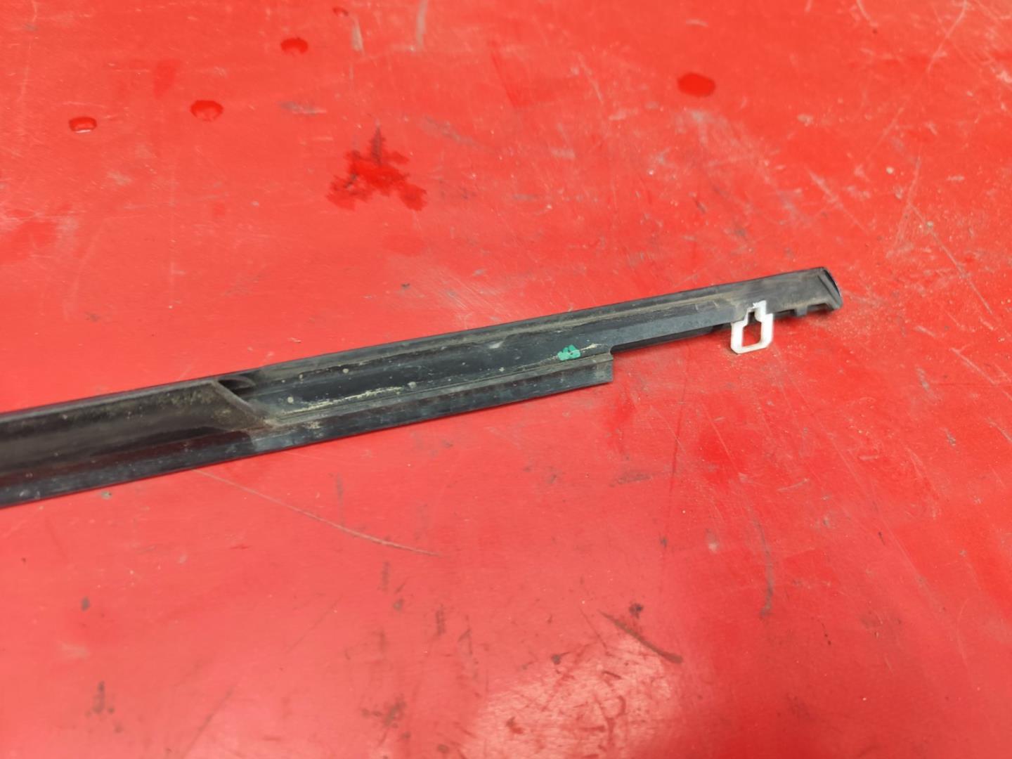 Молдинг двери