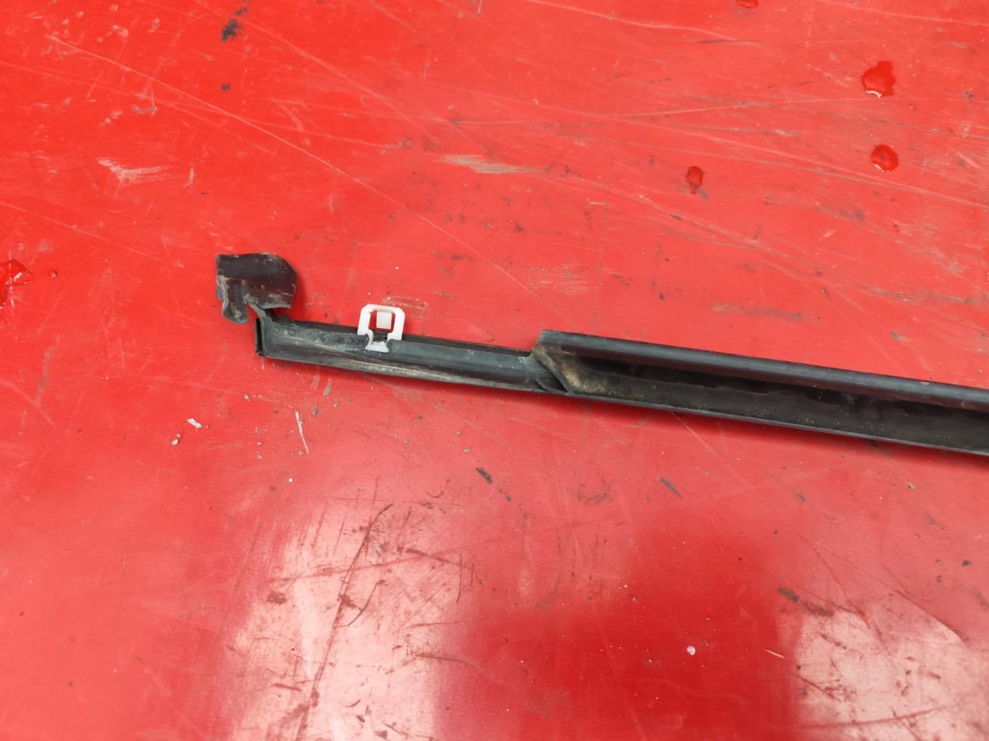 Молдинг двери