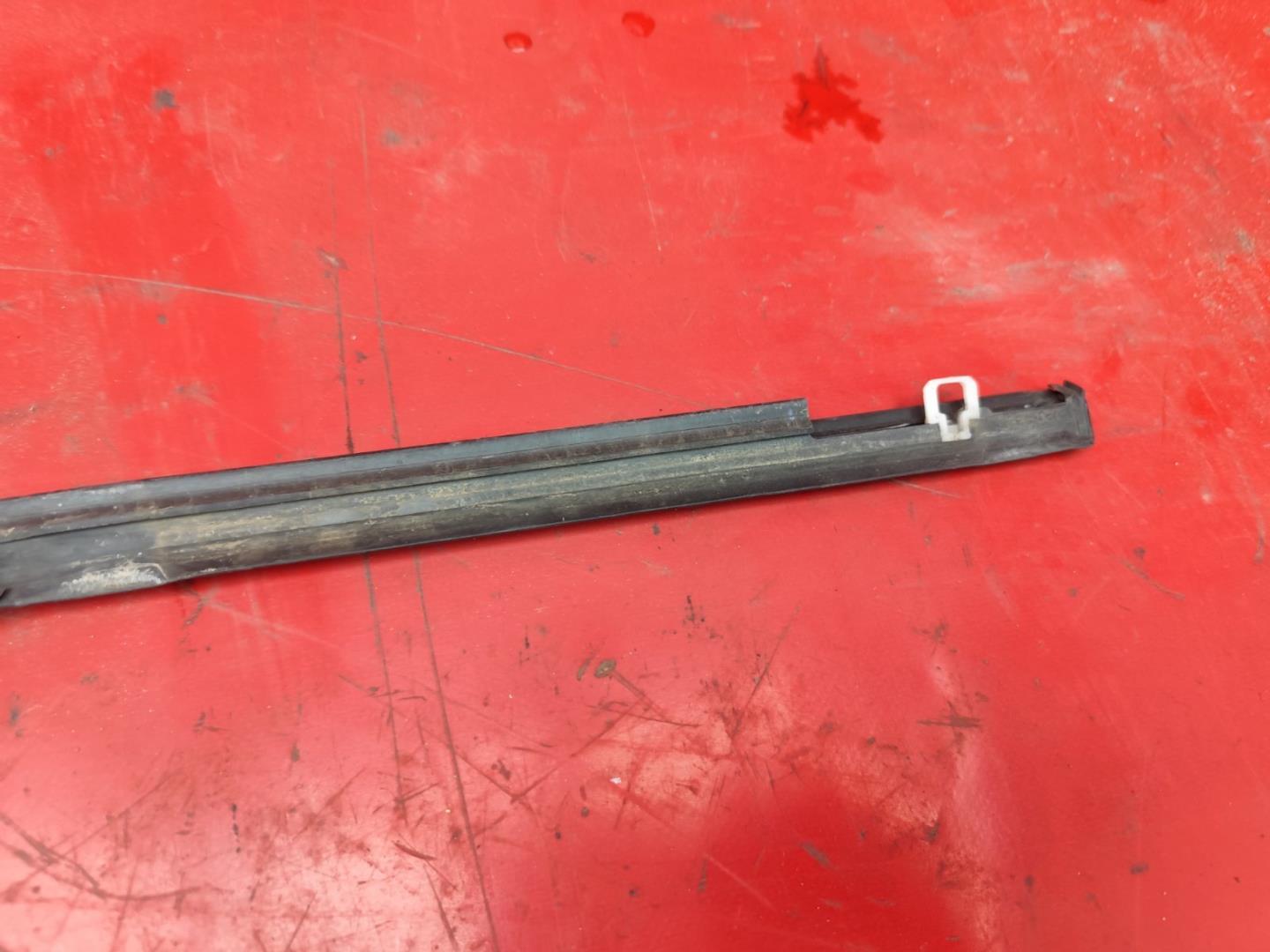 Молдинг двери