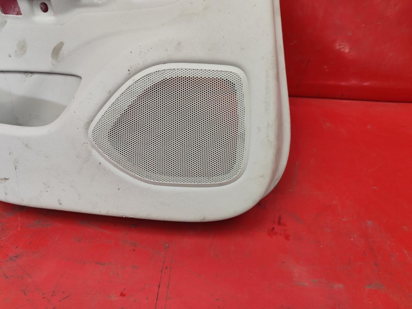 Обшивка двери