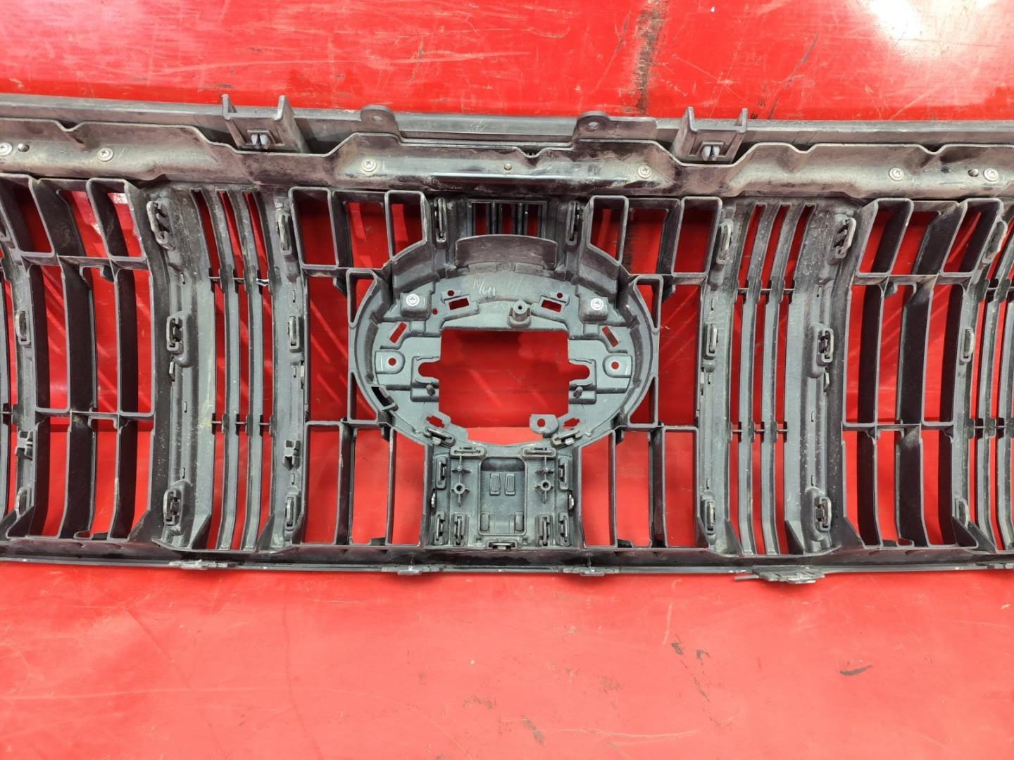 Решетка радиатора