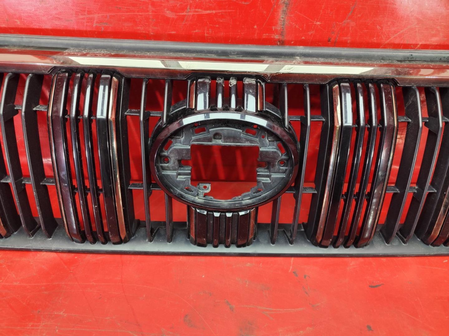 Решетка радиатора