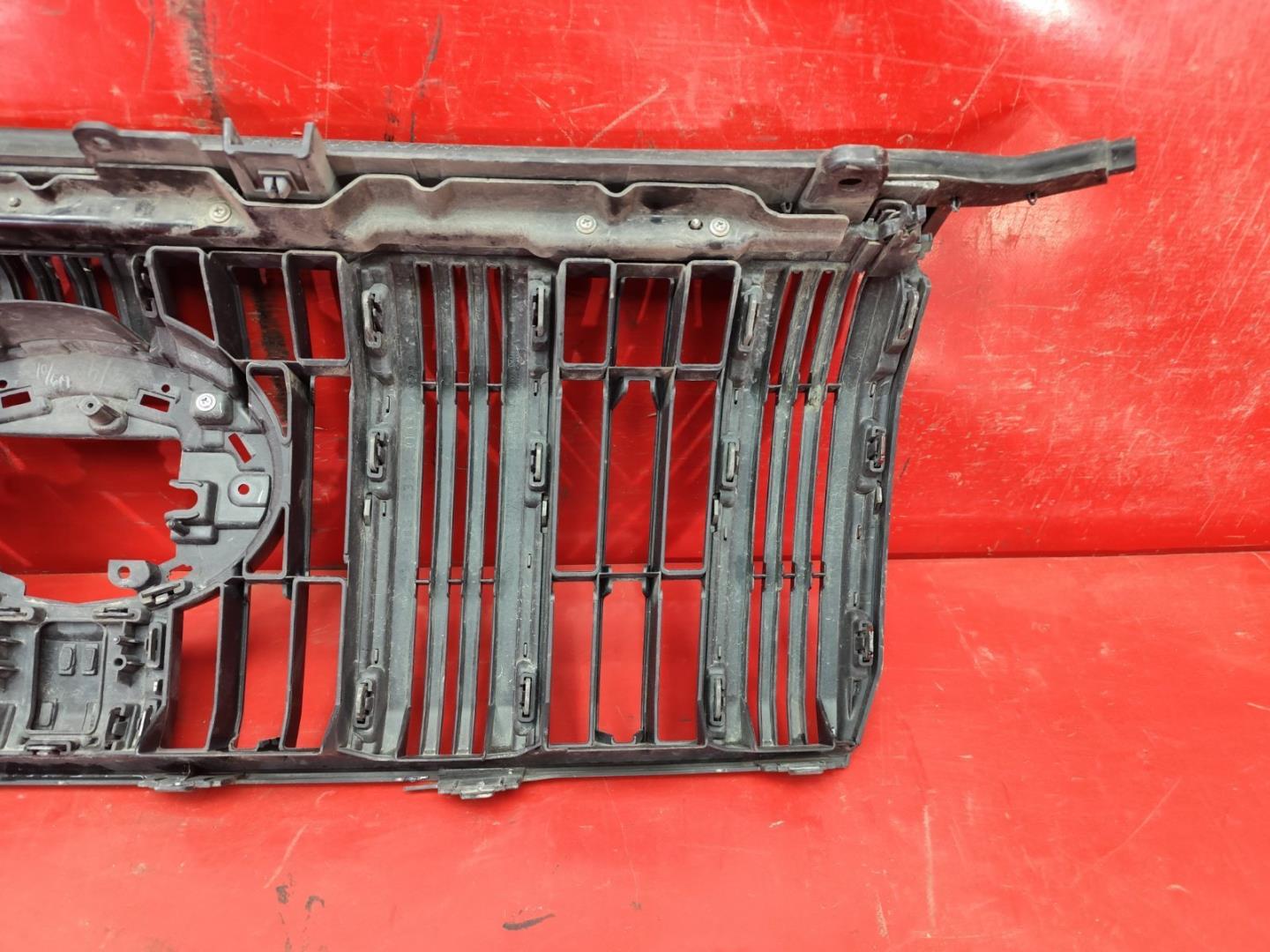 Решетка радиатора