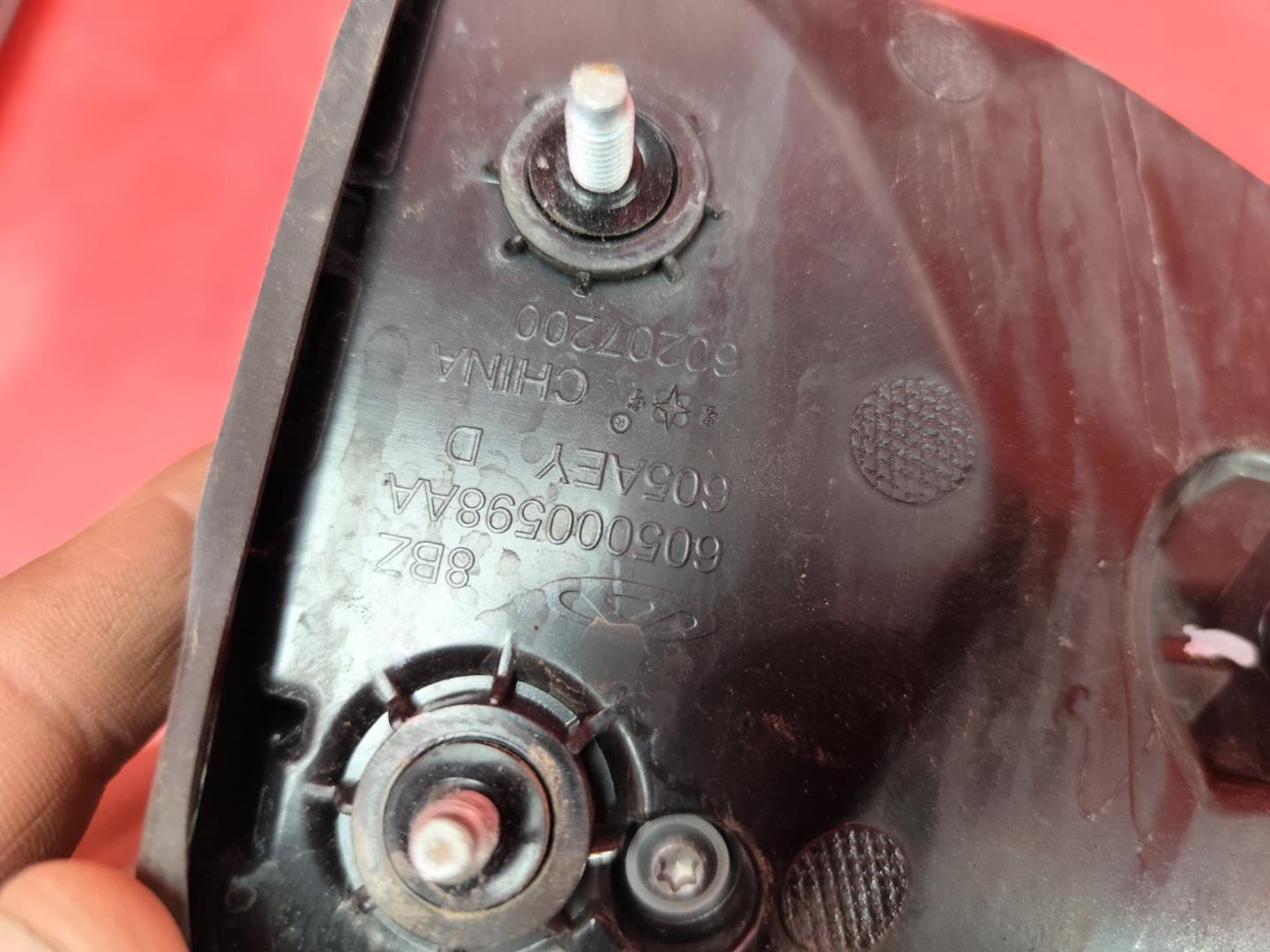 Фонарь задний