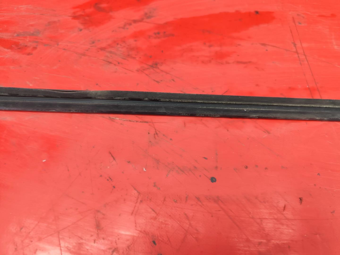 Молдинг двери