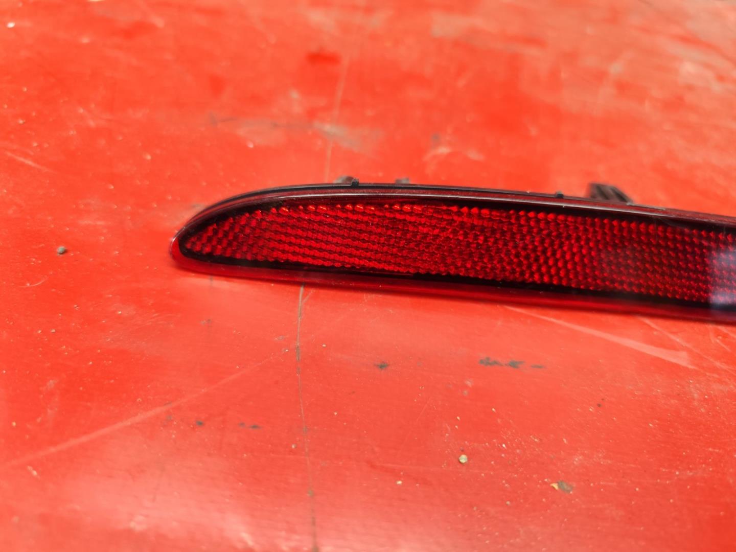 Отражатель в бампер