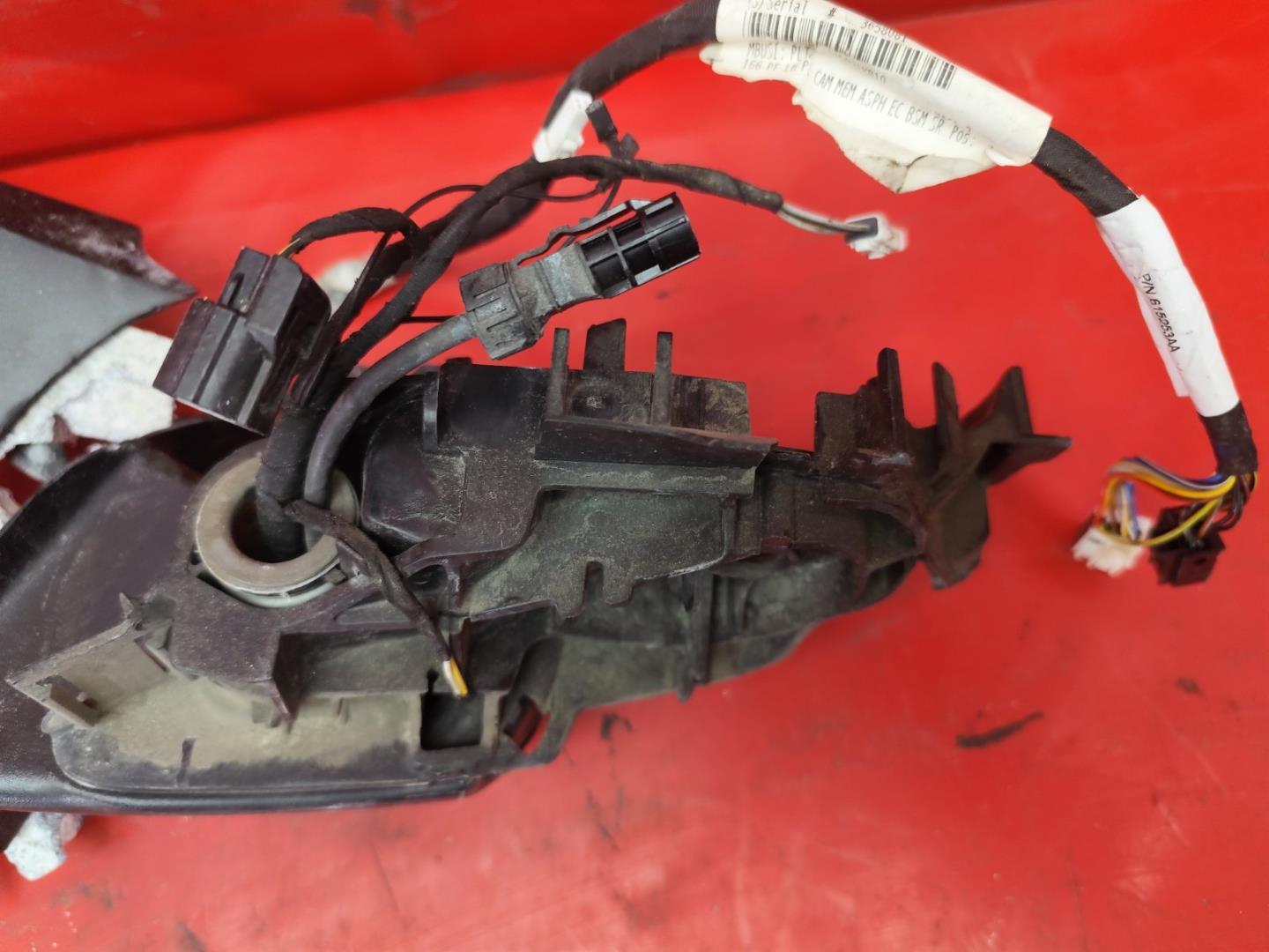 Кронштейн зеркала