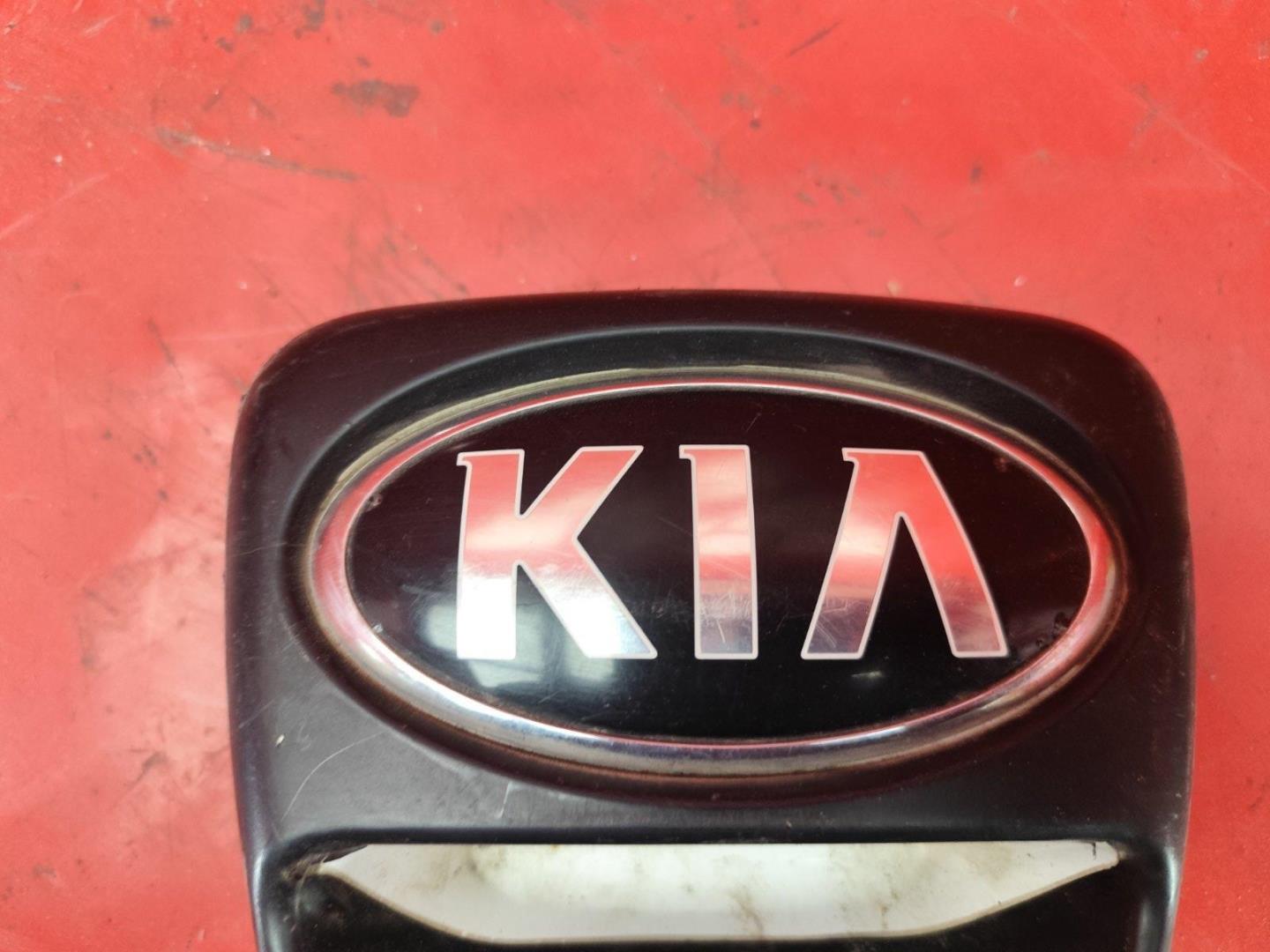 Ручка открывания багажника