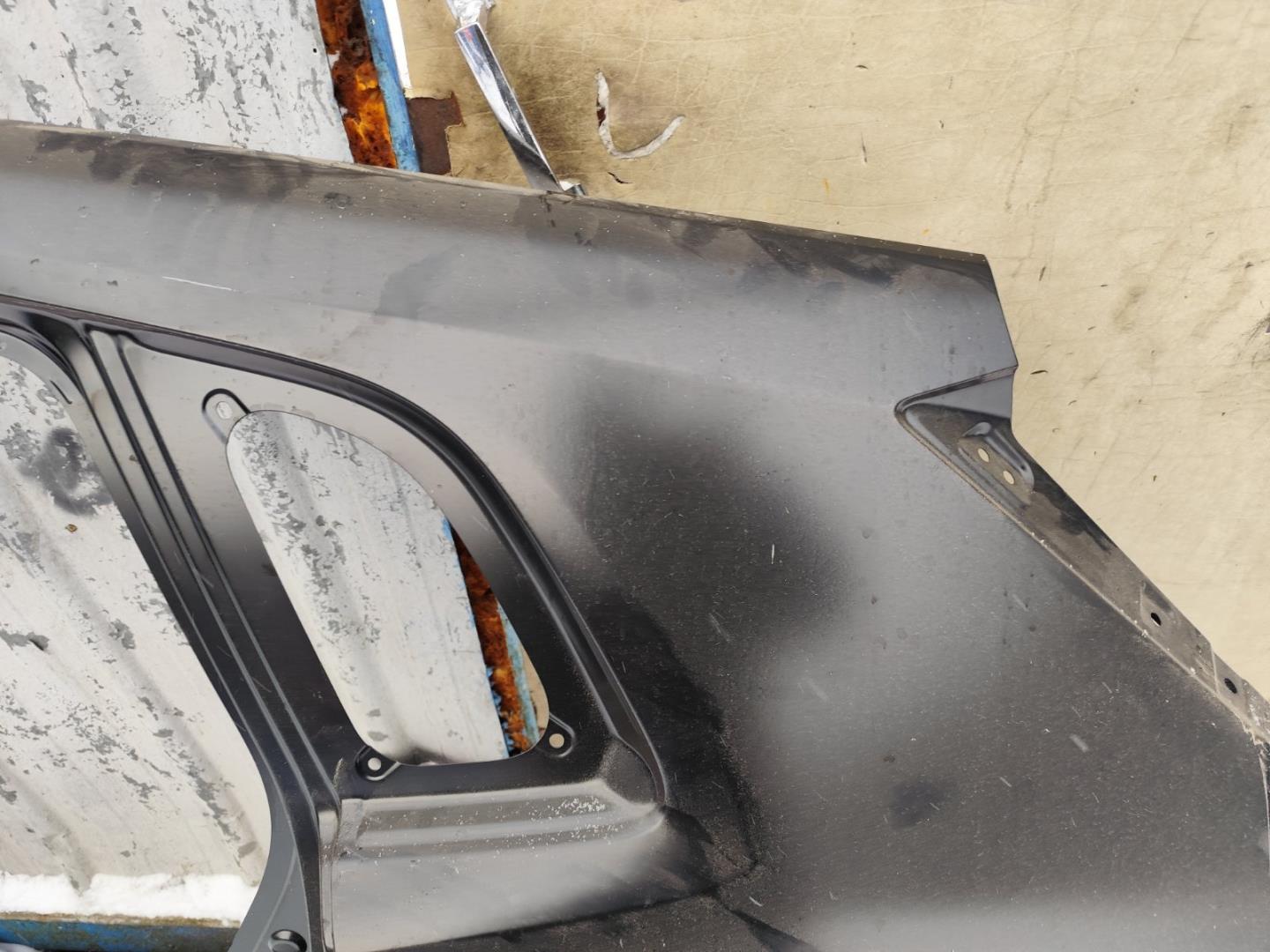 Кузовной элемент