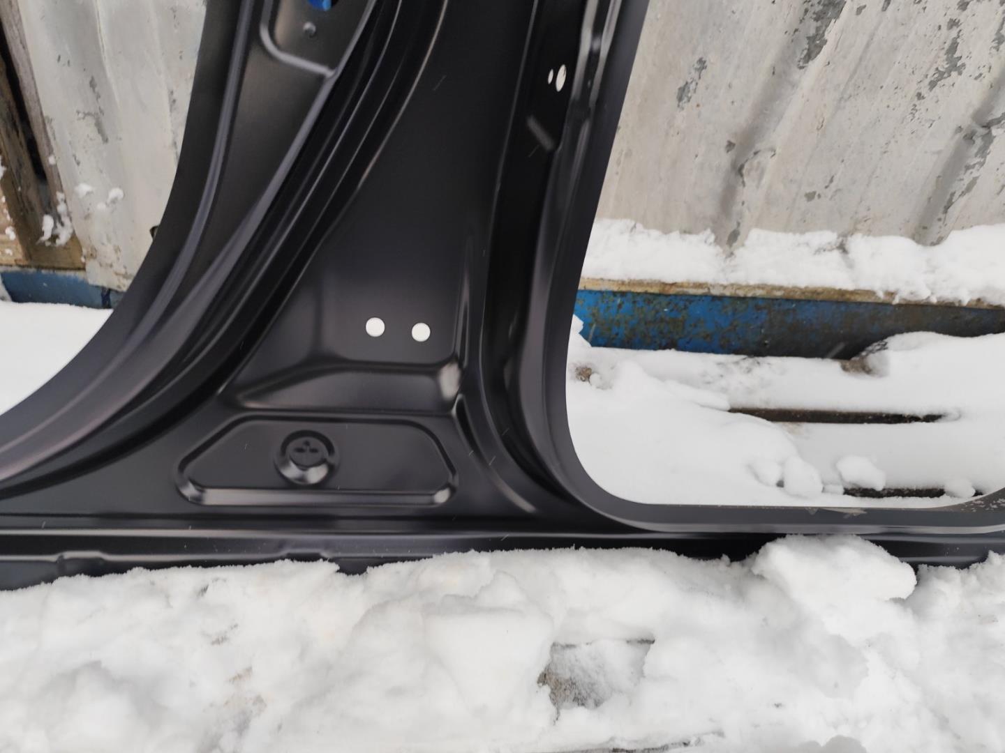 Кузовной элемент