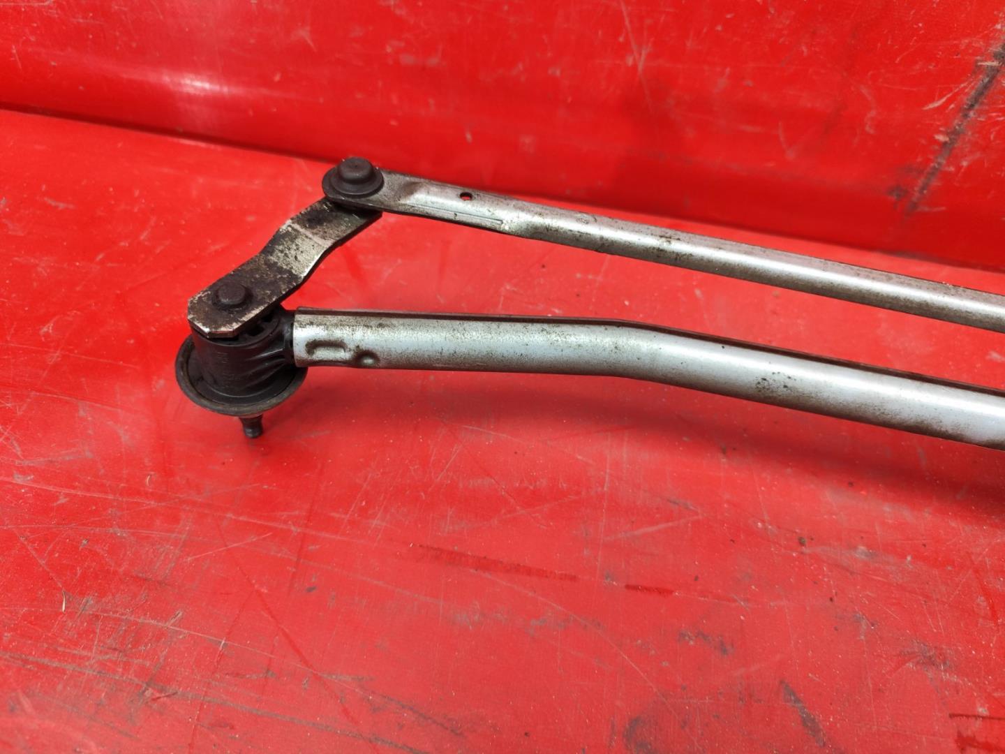 Трапеция стеклоочистителей