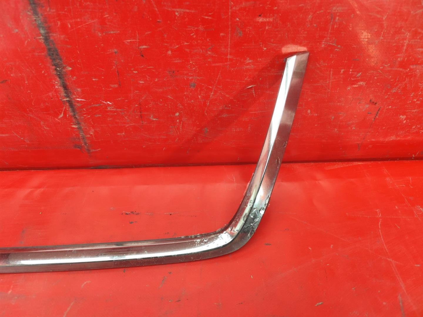 Накладка на решетку радиатора